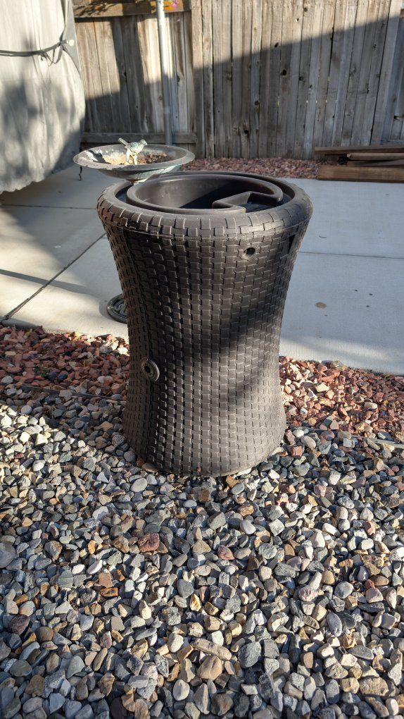 Rain barrel