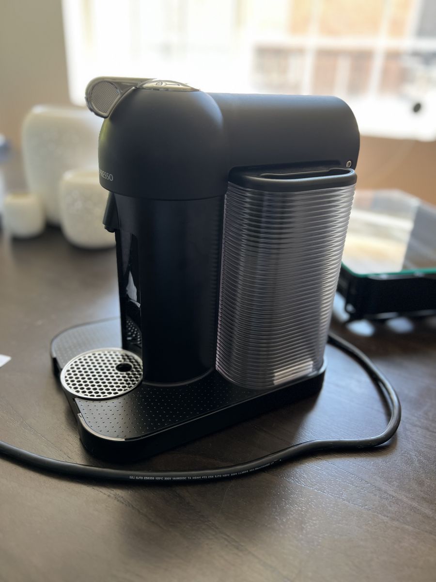 Nespresso Vertuo and pod holder