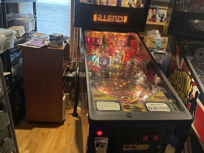Stern Ripley's Believe It or Not! Pinball Machine