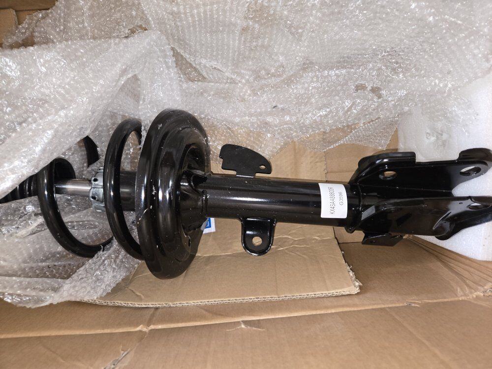 Left and right struts