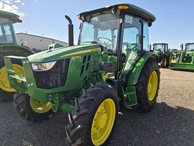John Deere 5075E