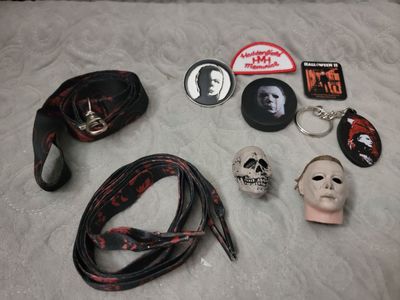 Neco Capsule Halloween II. It has all accessories