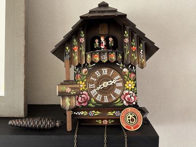Authentic Vintage Anton Schneider Black Forest Musical Cuckoo Clock – Hand Painted
