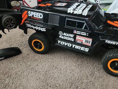 Traxxas Slash Robby Gordon Dakar edition!