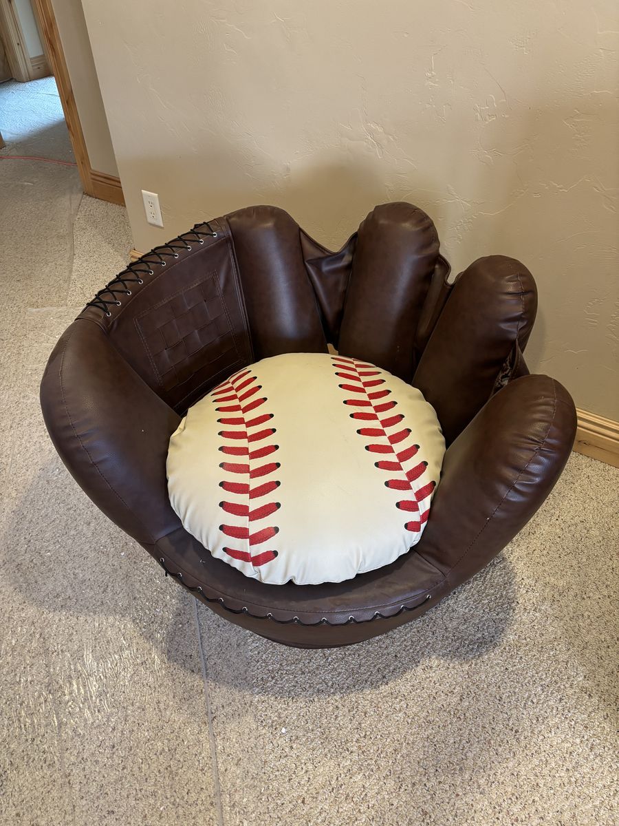 Kids Sports Zone Brown Glove Chair