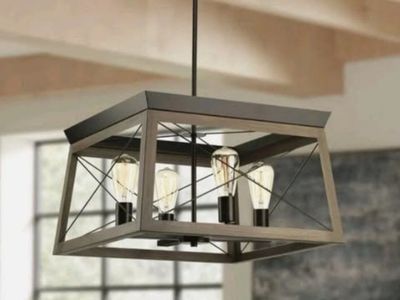 Progress Lighting Briarwood 4-Light Antique Bronze Farmhouse Square Chandelier *New in Box*