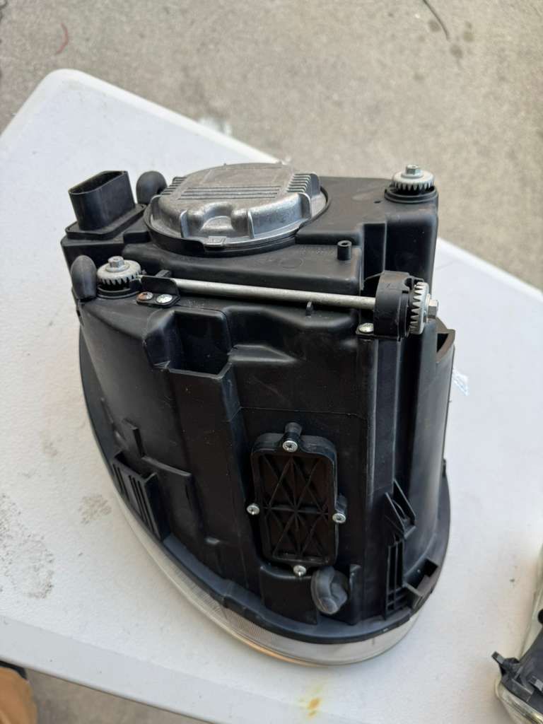 Main image 2