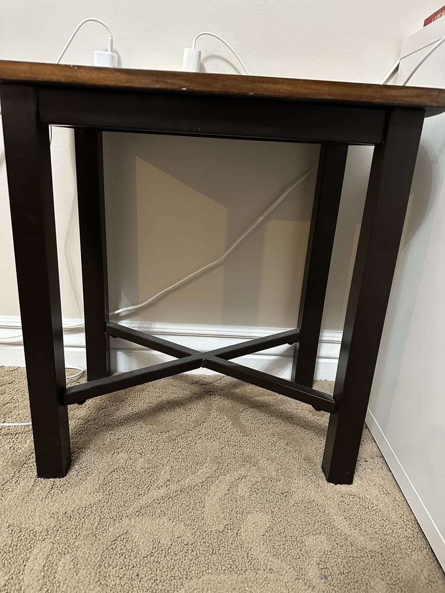 Solid Wood End Table / Side Table