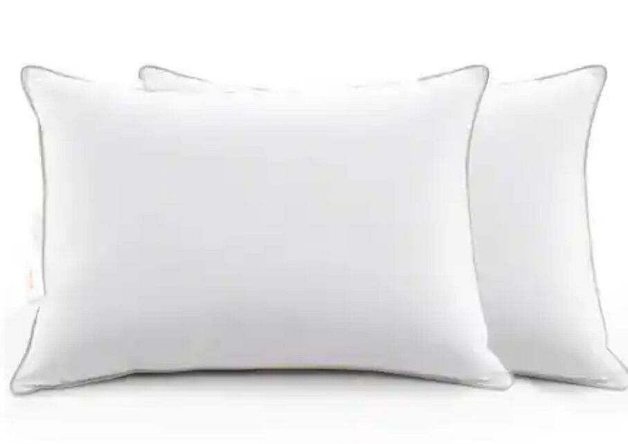 Sumitu Luxury Soft 2 Pack Pillows, Brand new