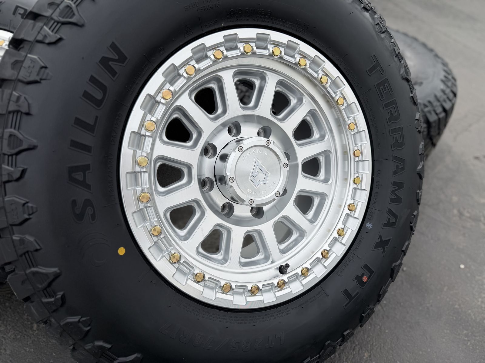 17" Arena Enduro 8 Lug 8x6.5 8x165 33" Sailun RT 285/70R17
