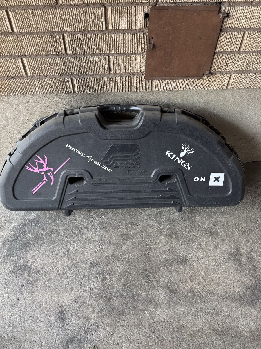 Plano Compact Bow Case