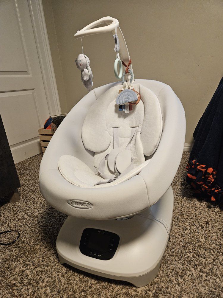 Graco Smart Sense Soothing Baby Swing