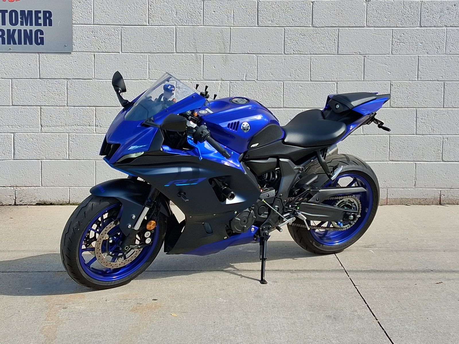 2022 Yamaha YZF-R7 (8,642 miles)