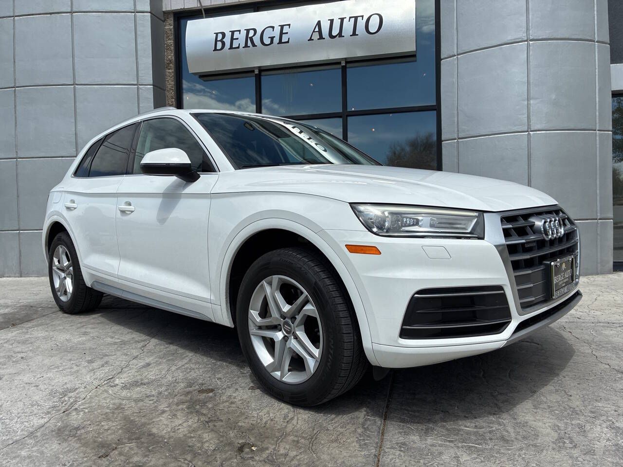 2019 Audi Q5 quattro Premium 45 TFSI