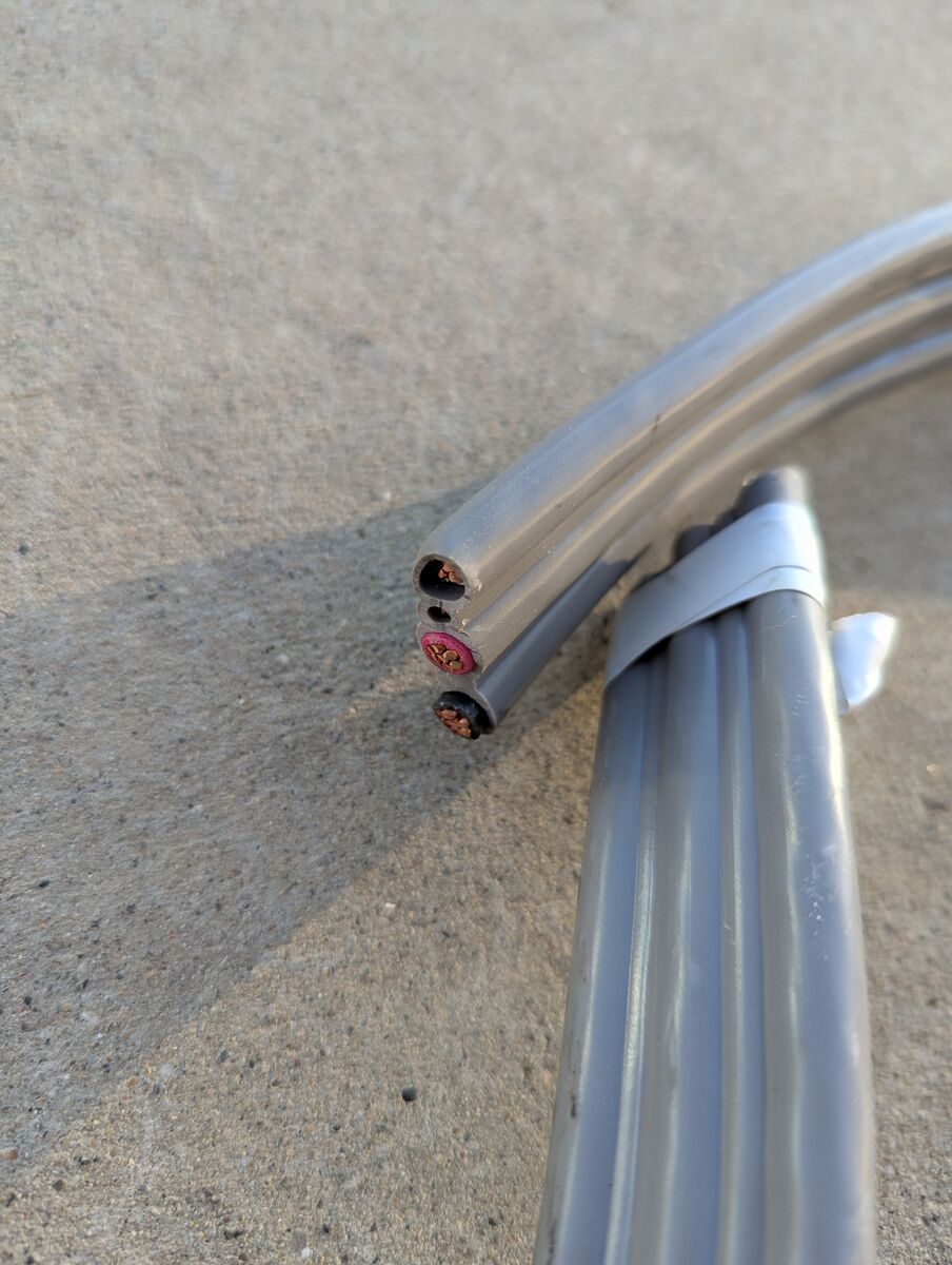 Southwire 6 / 3 Stranded UF-B Wire (15 feet)