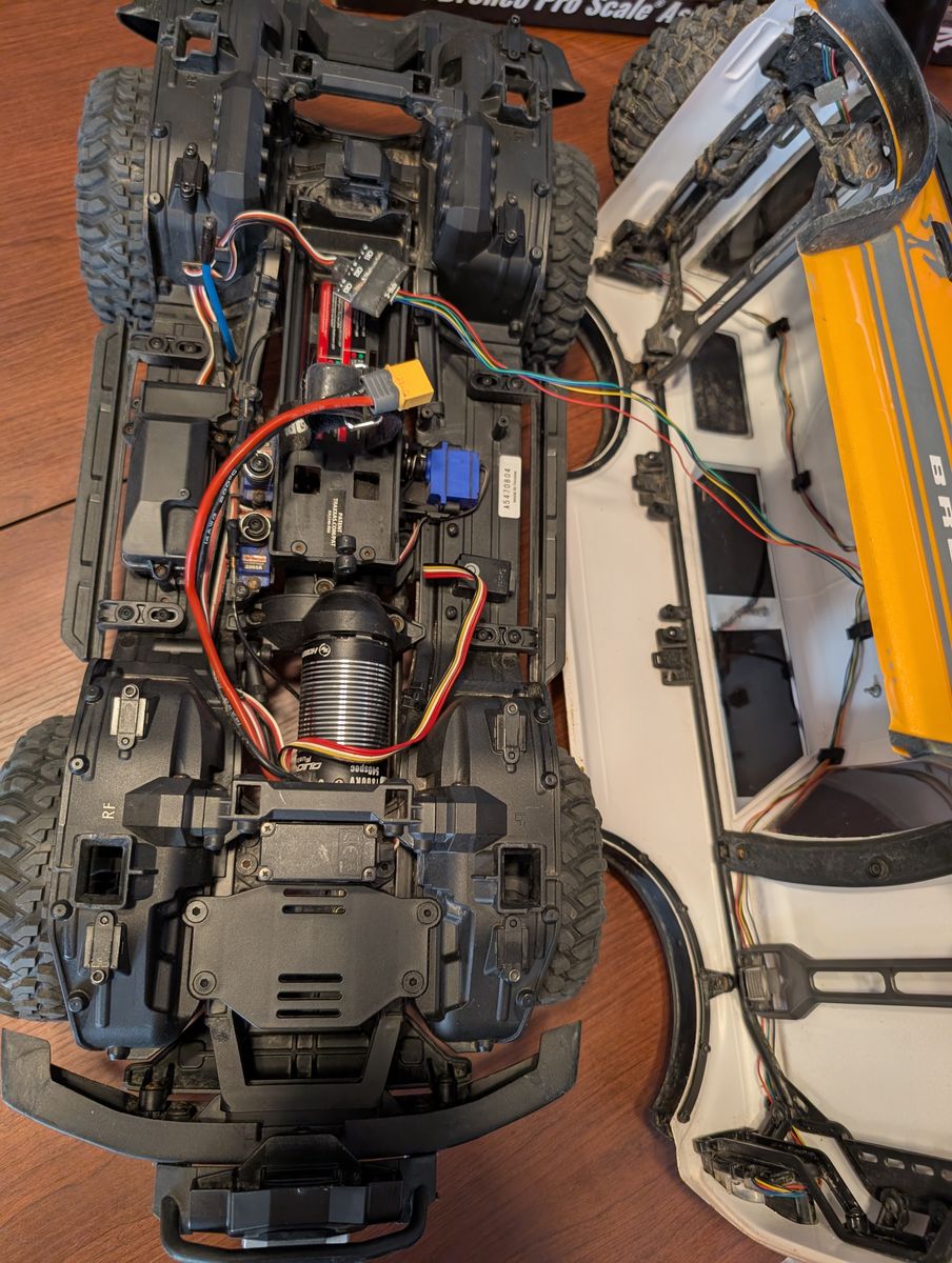 Main image 3