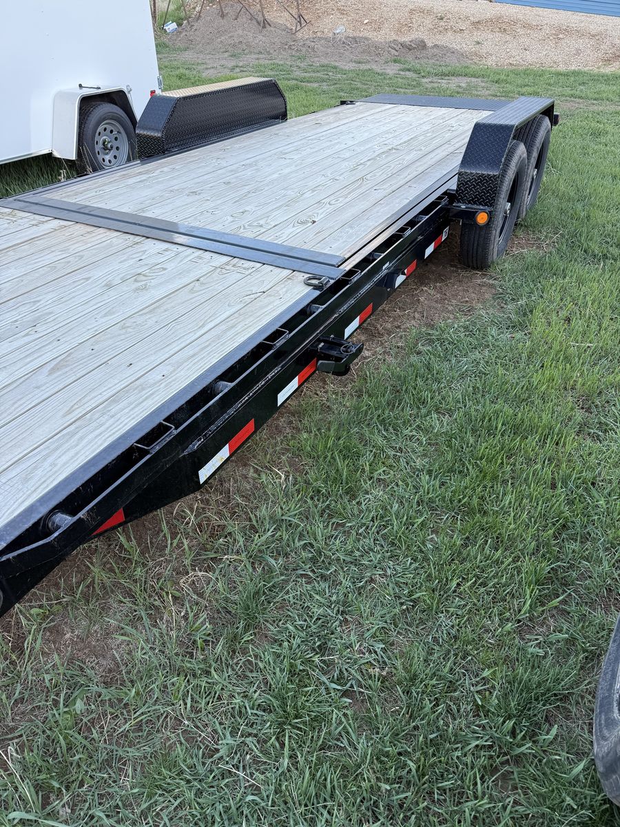 2023 22' PJ Tilt Deck Trailer