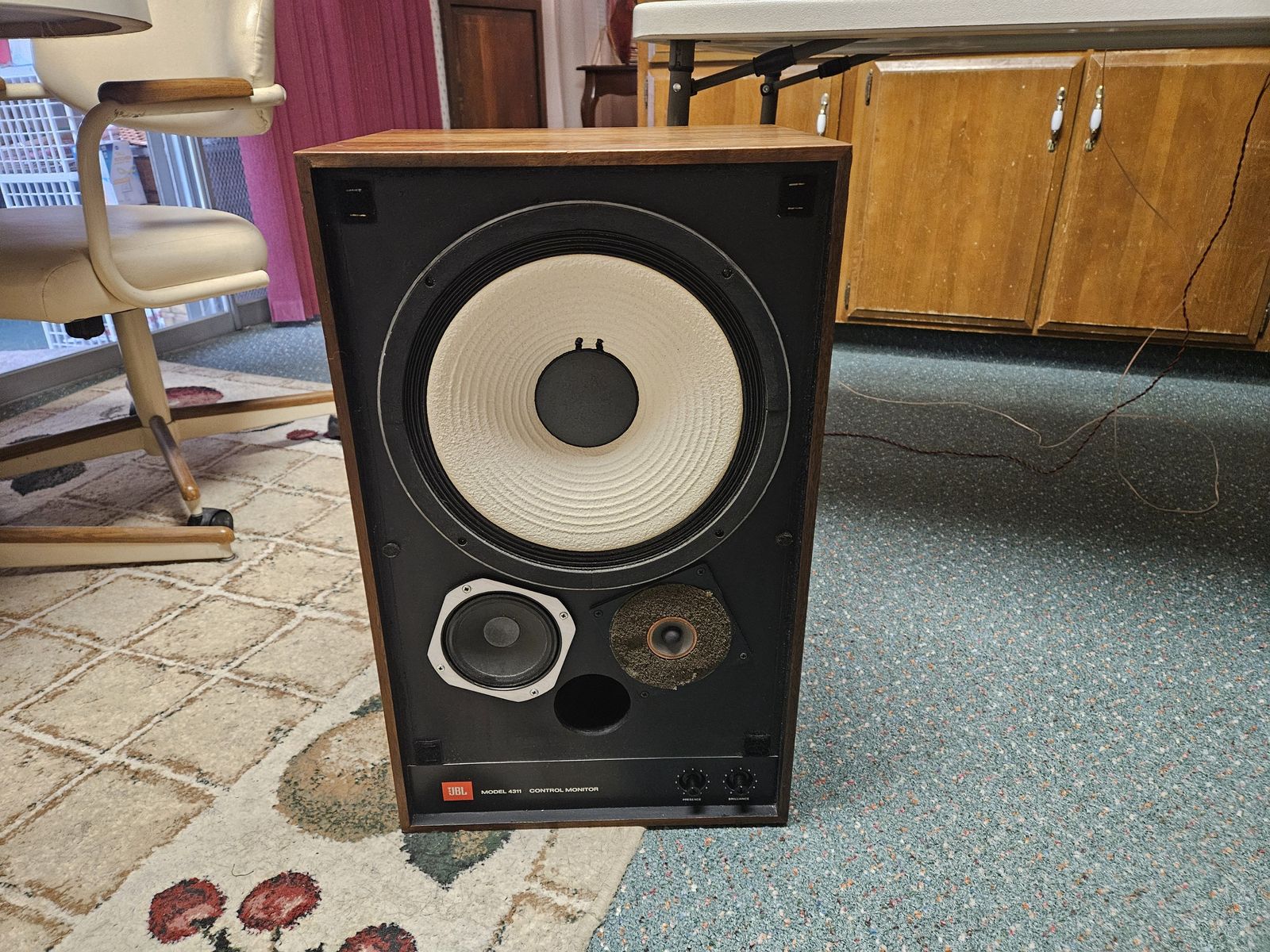 Main image 5