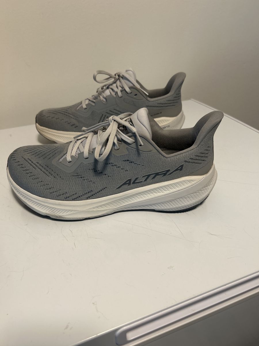 Altra experience flow 2 running shoes