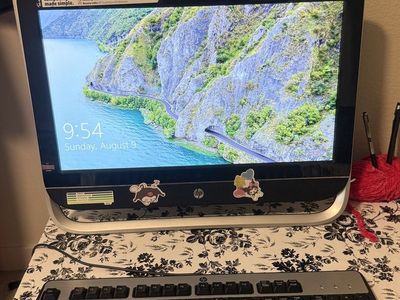 HP Pavilion 20 All-in-One Desktop PC with Keyboard