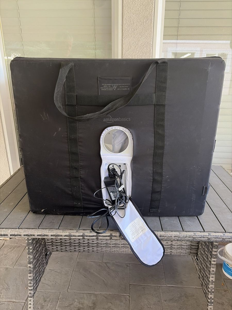 Amazon Basics Portable Photo Studio Box with Built-in LED Lighting