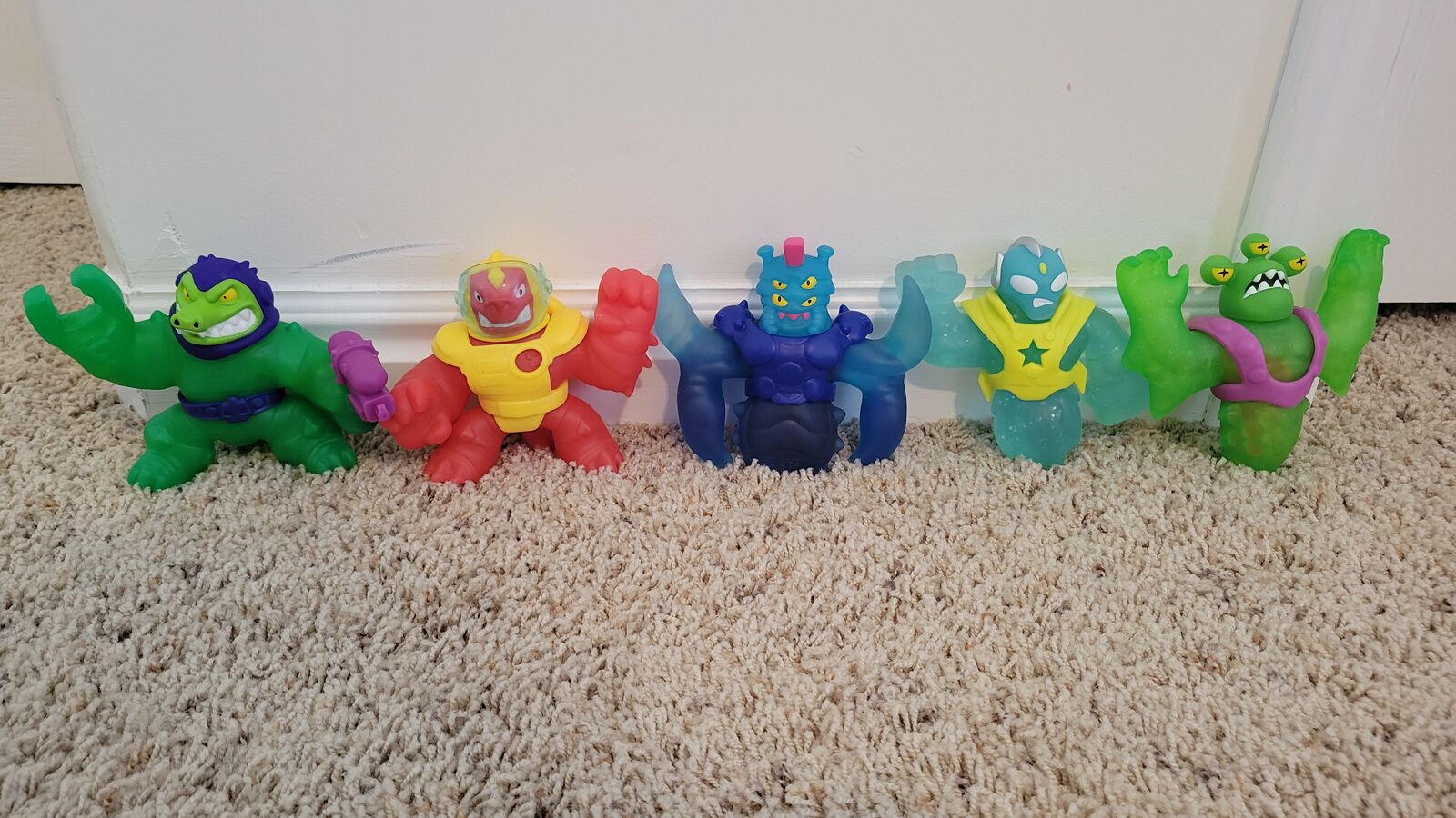 Goo Jit Zu Space Lot