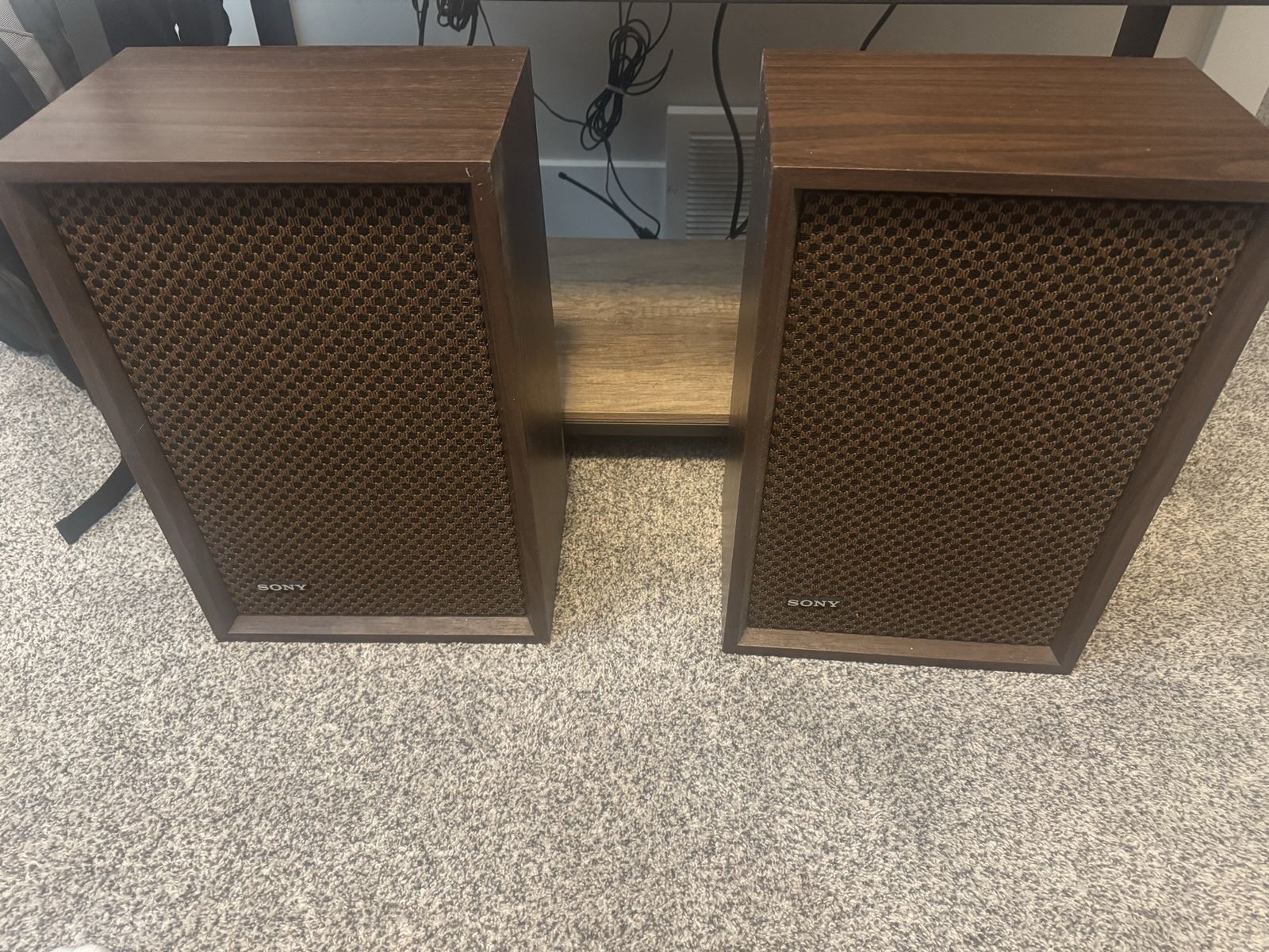 Sony SS-250 2-Way System Bookshelf Speakers - Vintage 8 Ohms, 20 Watts
