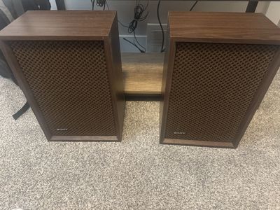 Sony SS-250 2-Way System Bookshelf Speakers - Vintage 8 Ohms, 20 Watts