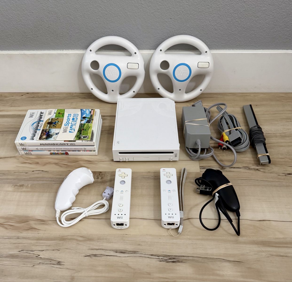 Nintendo Wii 4-Game Bundle