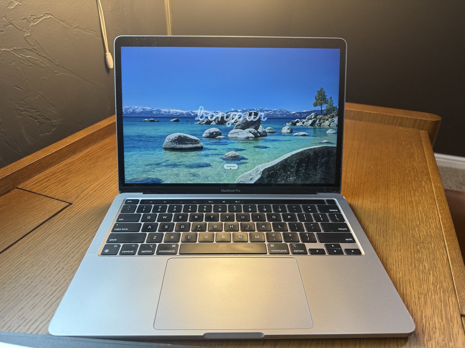 Apple MacBook Pro (2020) 13-inch Silver Laptop 1TB SSD