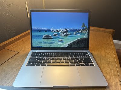 Apple MacBook Pro (2020) 13-inch Silver Laptop 1TB SSD