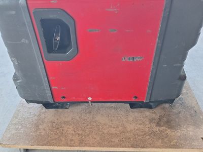 Honda eu3000is Generator/Inverter