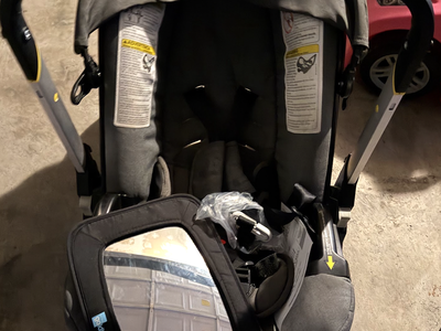 Doona Infant Car Seat & Stroller Combo + Base + Backpack