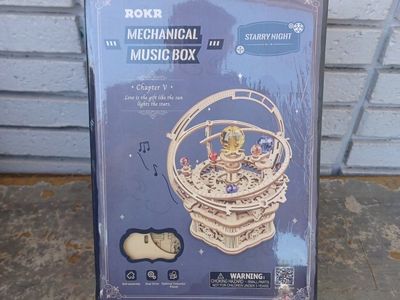 ROKR Mechanical Music Box - Starry Night DIY Wooden Puzzle Kit