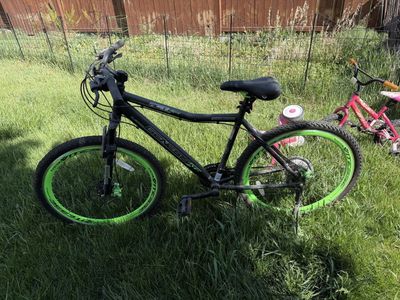 Genesis V2100 Mountain Bike - 26” wheels