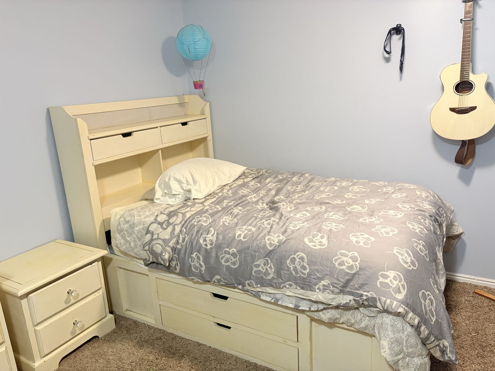 Real wood bedroom set
