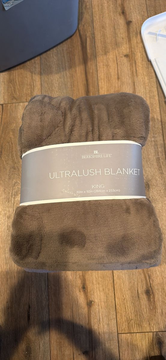 Ultra lush blanket king