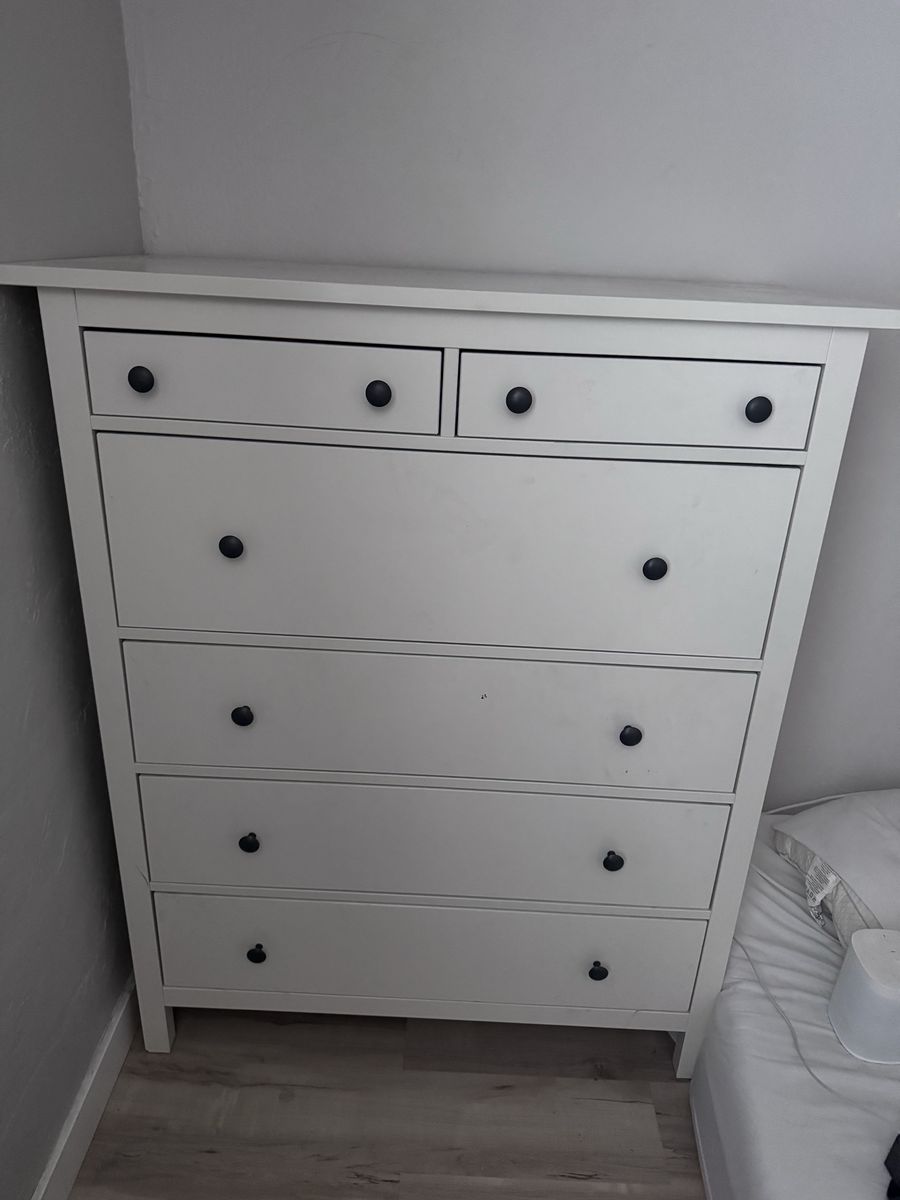 White Wood Dresser with 6 Drawers - IKEA HEMNES