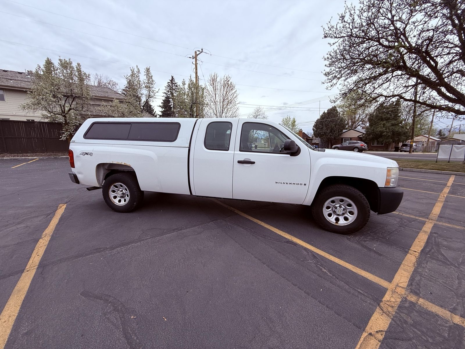 8ft Truck Bed Camper Shell 07-13