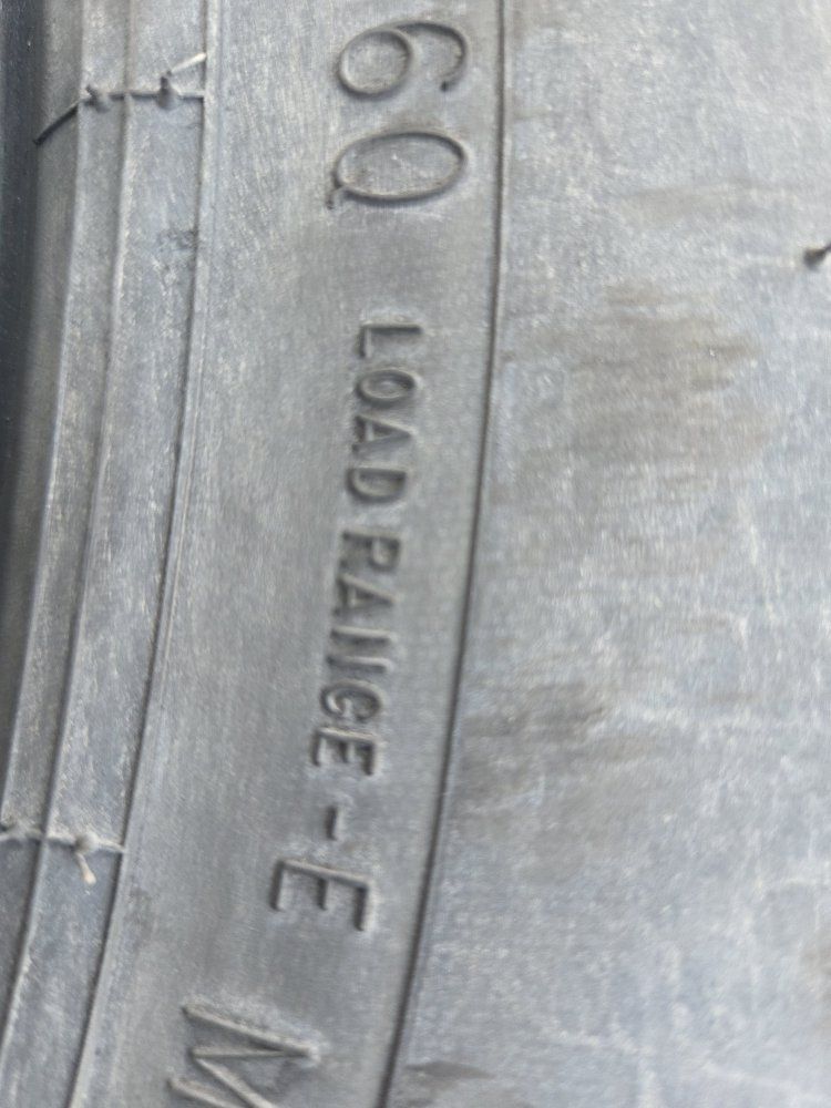 Main image 7