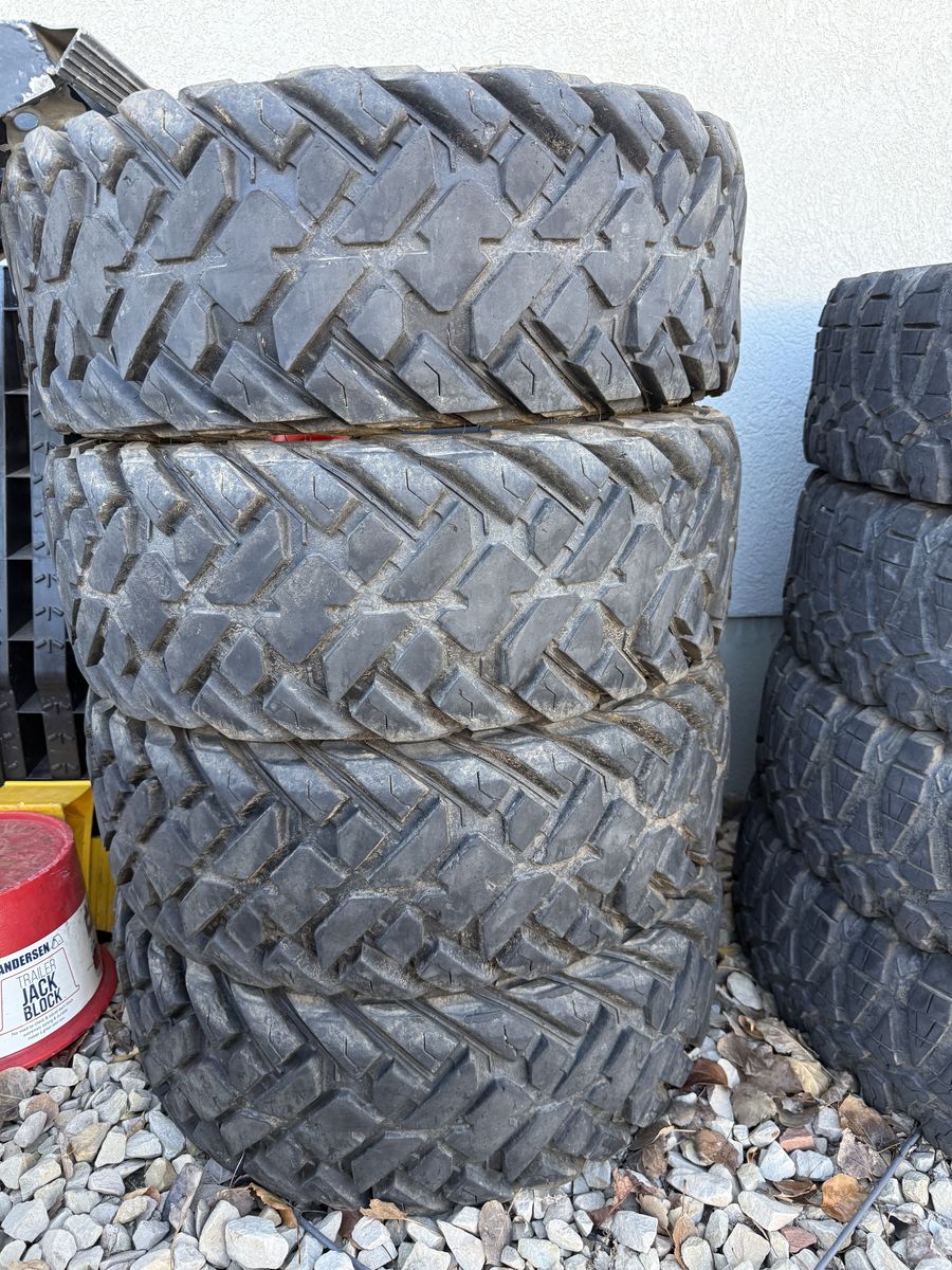 UTV Tires 30x10x15 $100