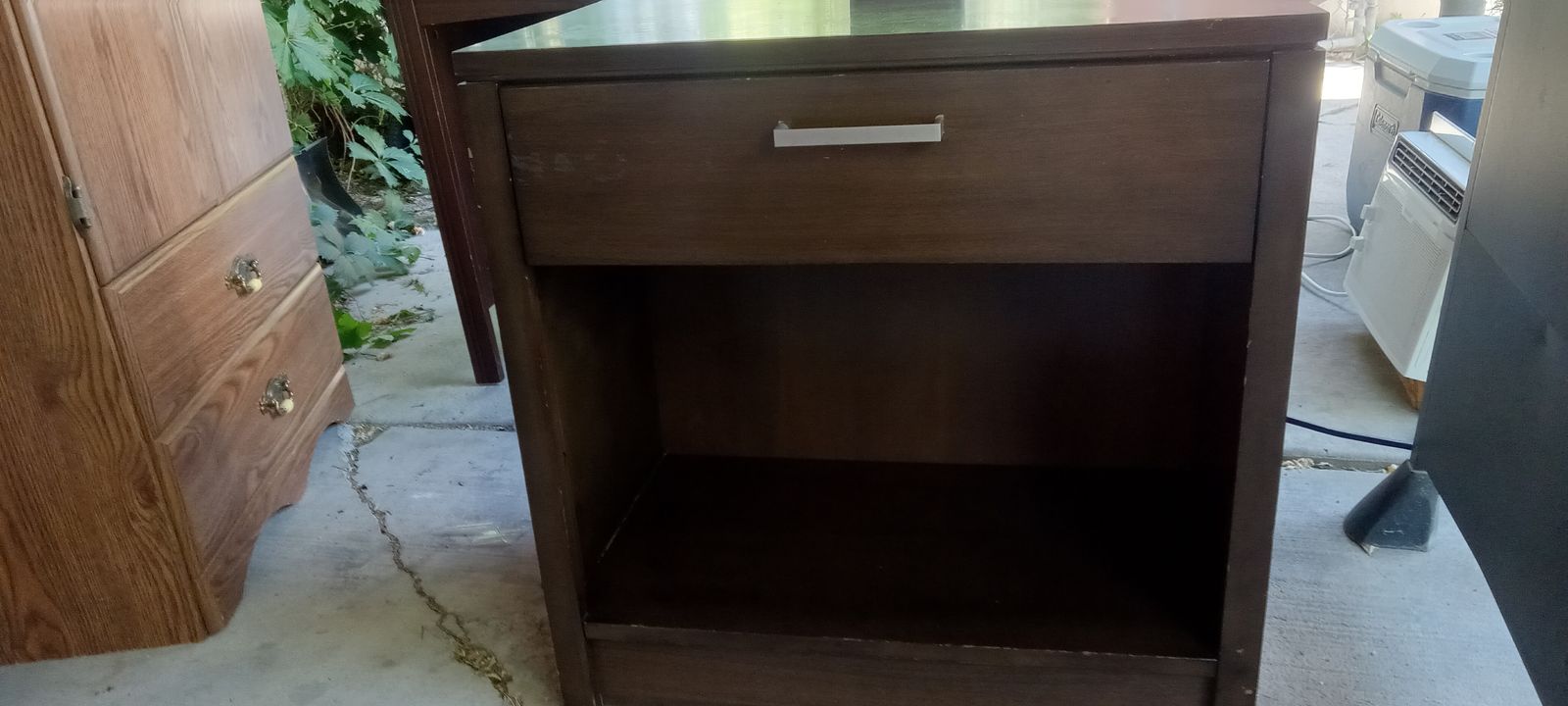 Bedside table