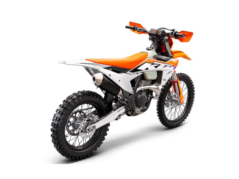 Main image 4