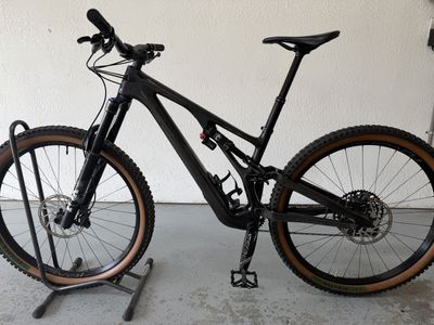 Specialized Stumpjumper Evo. Expert build with upgrades. S3.