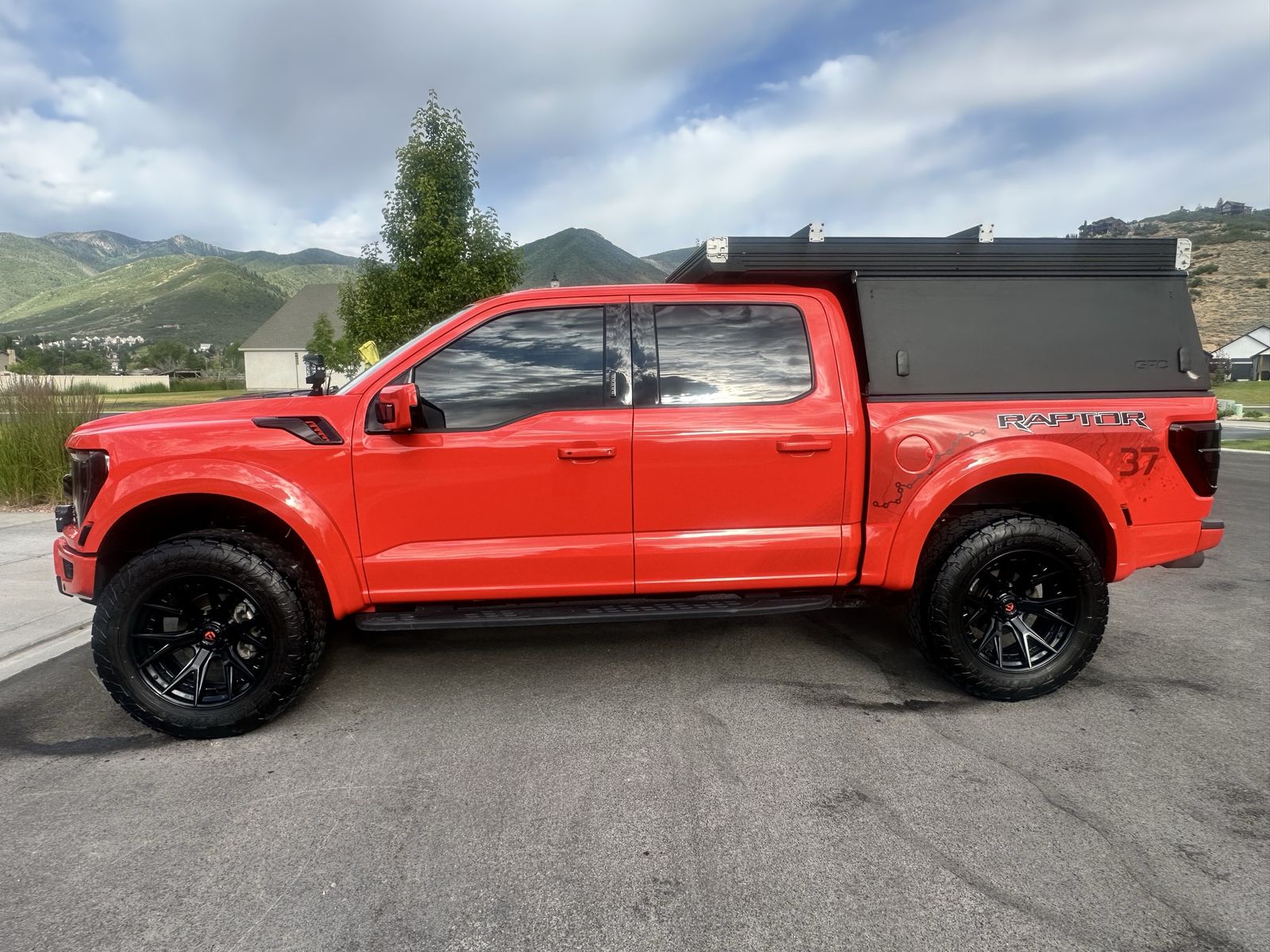 2025 Go Fast Camper V2 Pro (GFC) for F150 Short Bed / Raptor - Roof Bars, Fan, Ladder