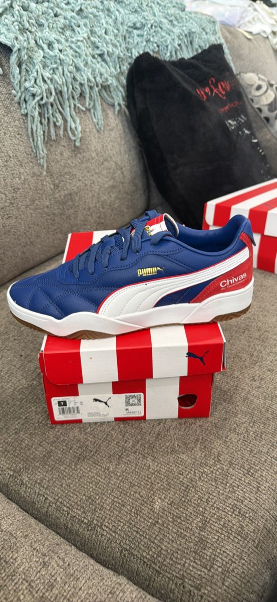 Puma chiva shoes size 7 men’s s