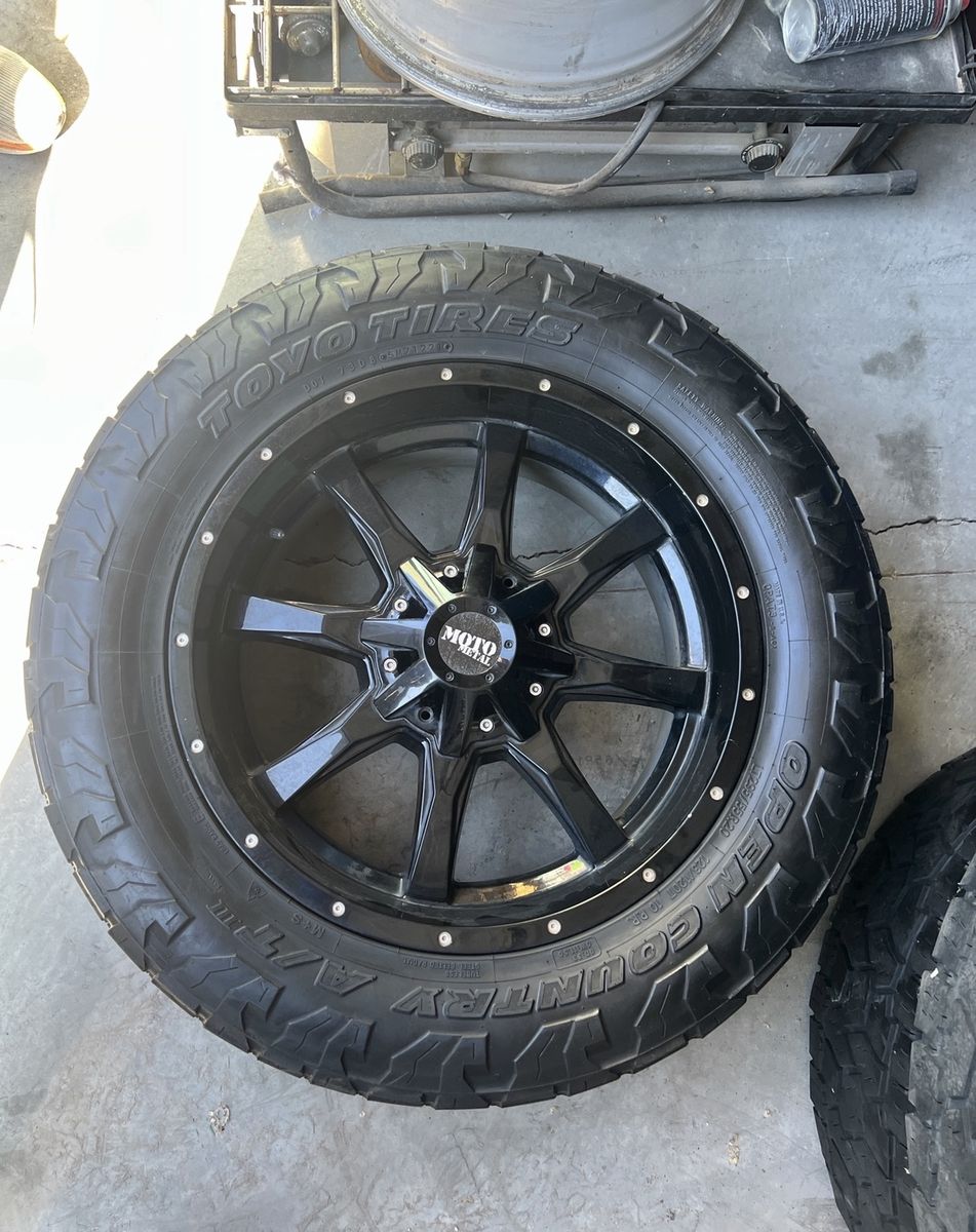 Moto Metal 20-inch Black Rims with Toyo Open Country A/T Tires (Need Replacement)