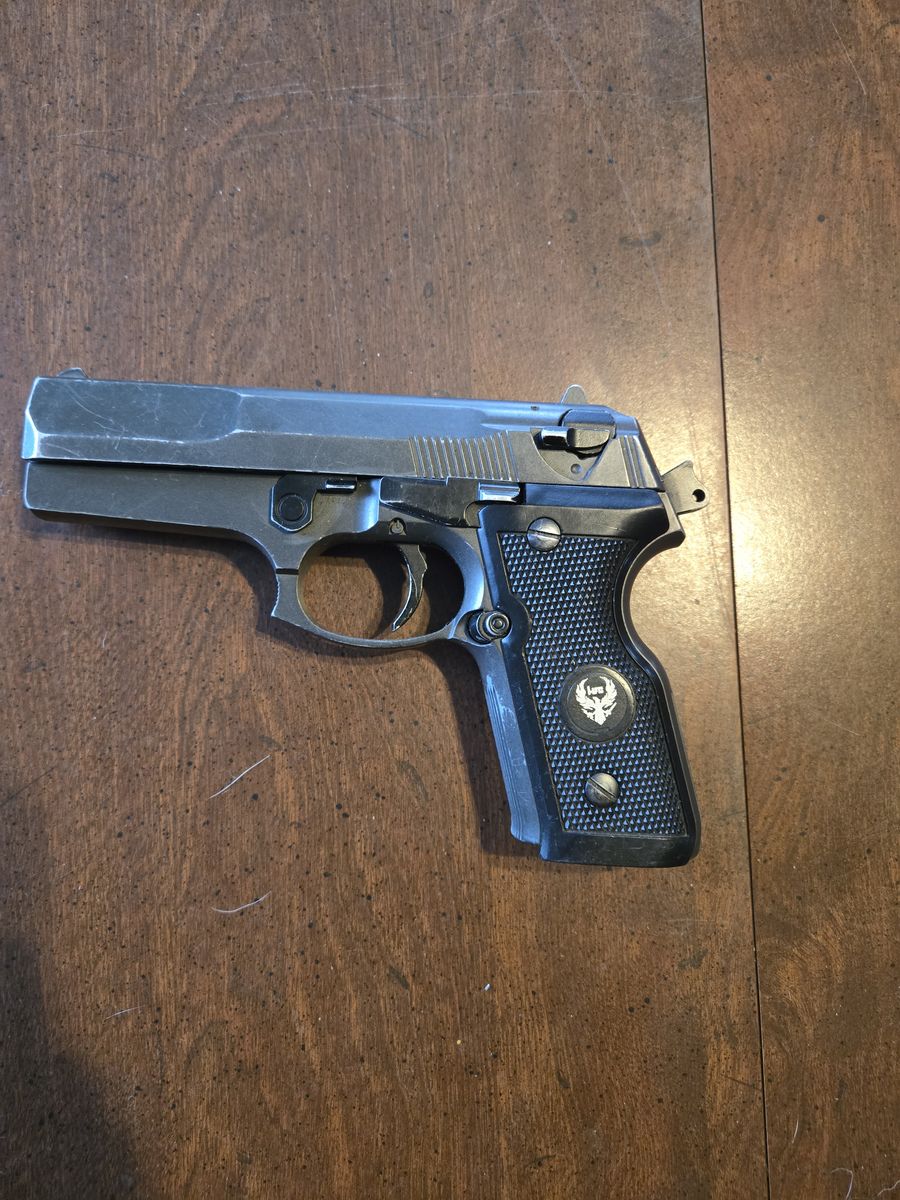 HFC HG-160 airsoft pistol replica