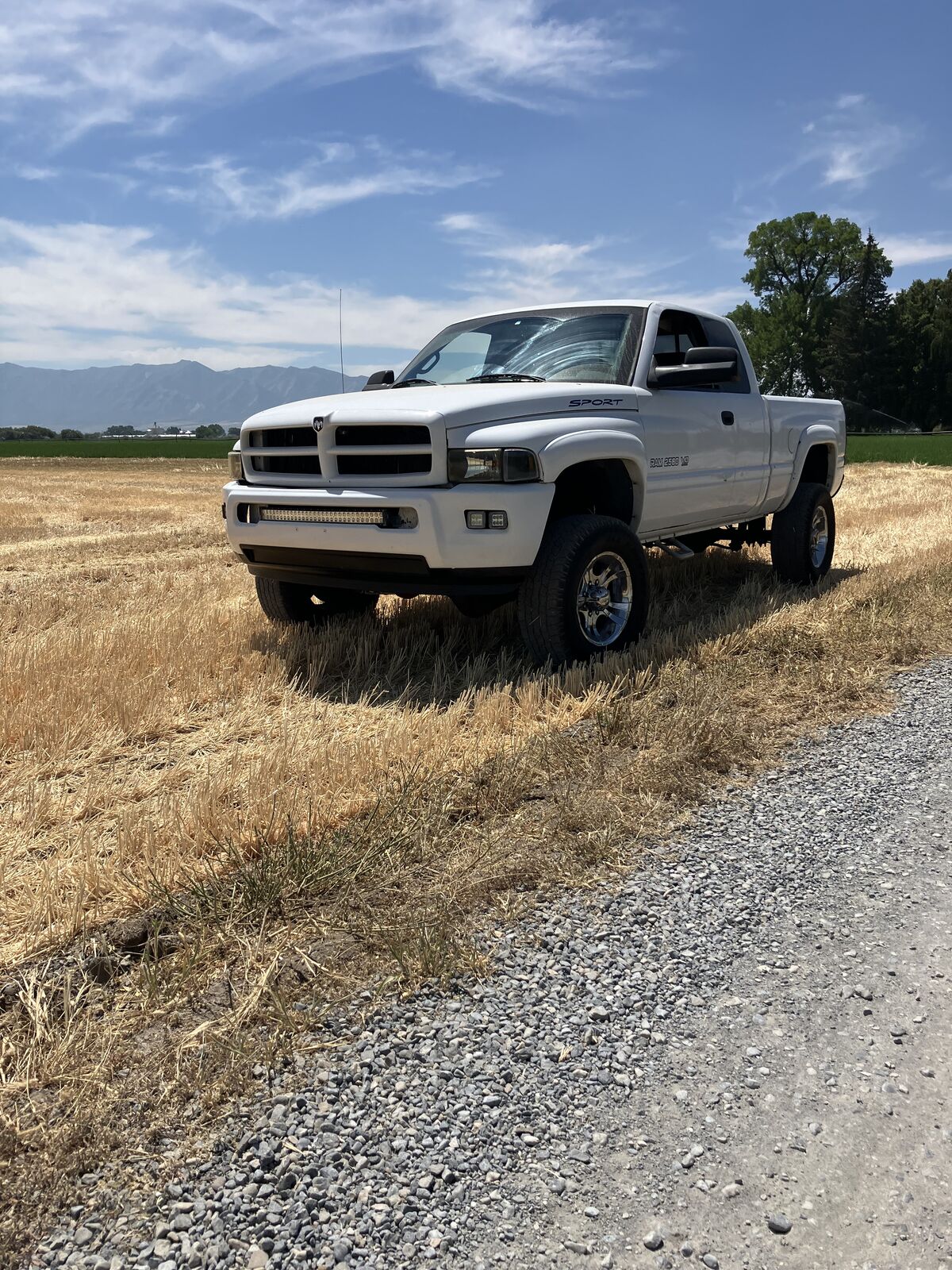2000 DODGE RAM 2500 ST