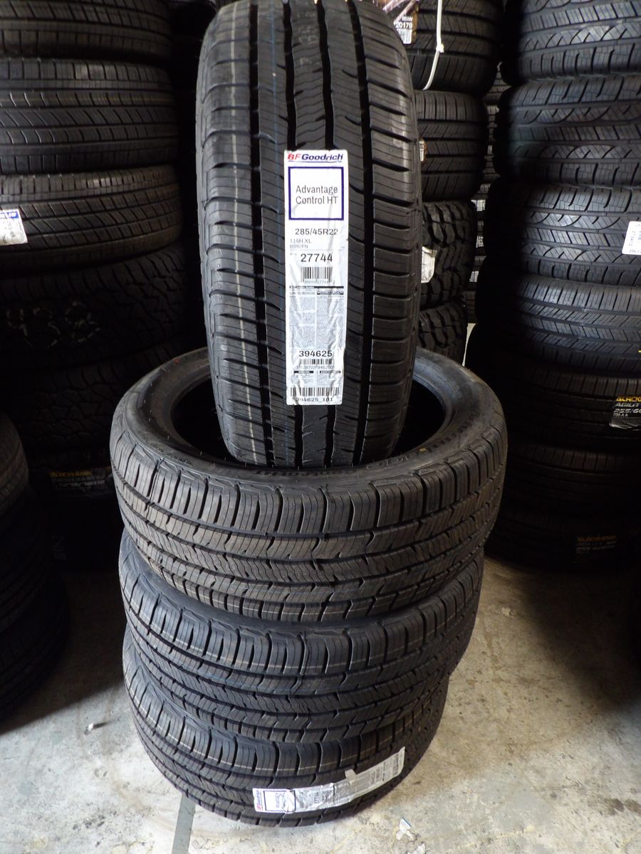 285/45R22 BF GOODRICH ADVANTAGE HT SET OF NEW TIRES
